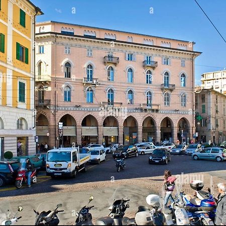 Piazza Colombo-Apartments Санремо Екстер'єр фото