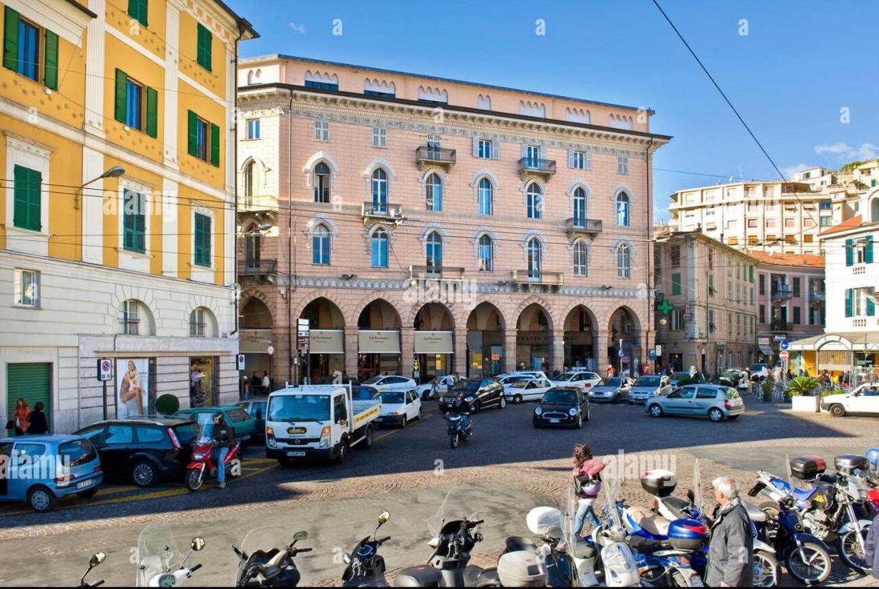 Piazza Colombo-Apartments Санремо Екстер'єр фото